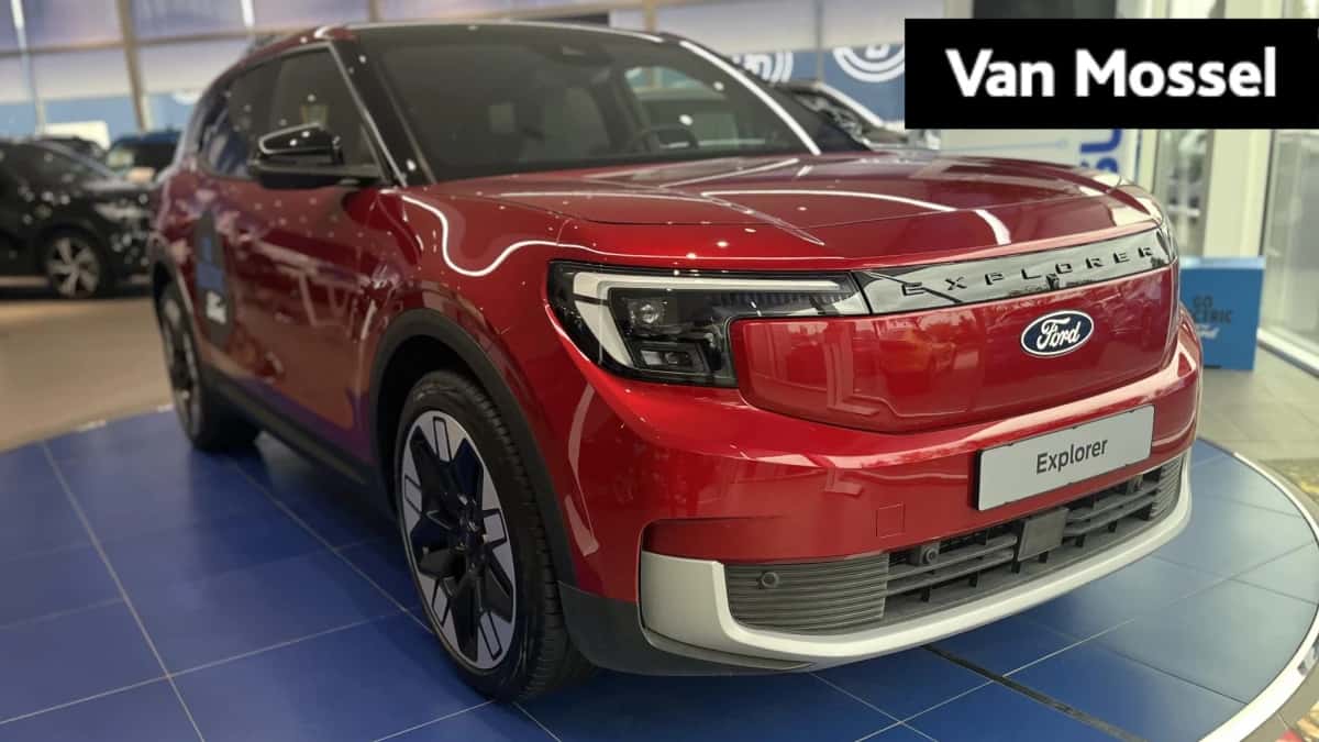 Ford Explorer — foto 1