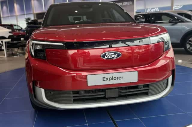 Ford Explorer (2026) thumbnail 2