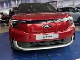 Ford Explorer thumbnail 2
