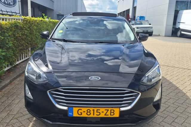Ford Focus (2020) thumbnail 2