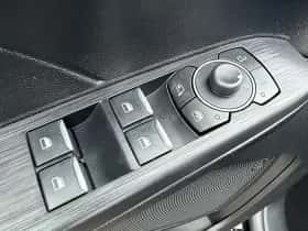 Ford Kuga thumbnail 16