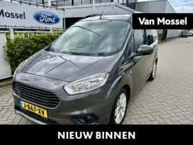 Ford Tourneo Courier (2020)