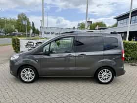 Ford Tourneo Courier (2020) thumbnail 2