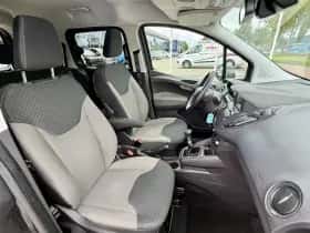 Ford Tourneo Courier (2020) thumbnail 7