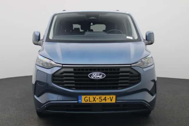 Ford Transit Custom (2024) thumbnail 3