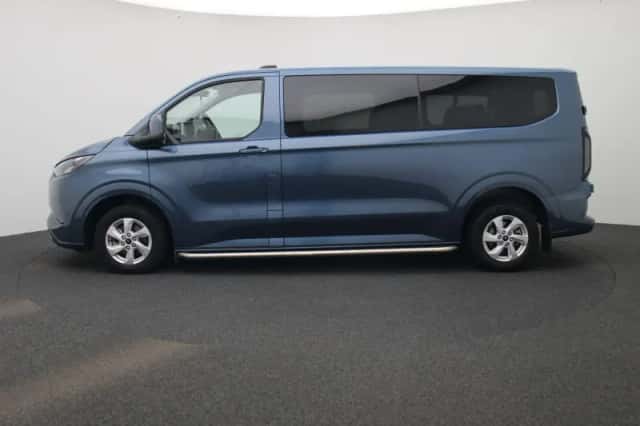 Ford Transit Custom (2024) thumbnail 4