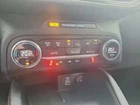 Ford Kuga thumbnail 32