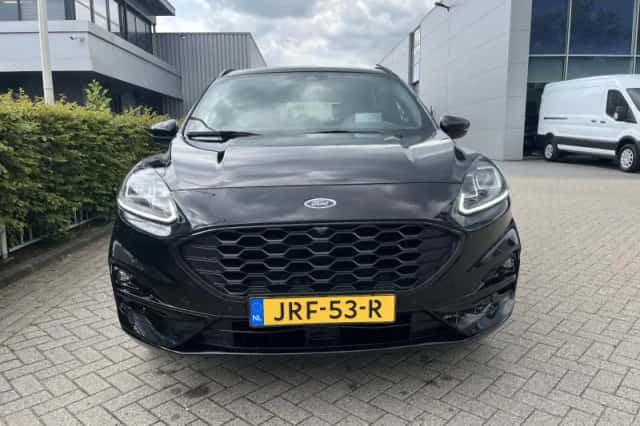 Ford Kuga (2024) thumbnail 2