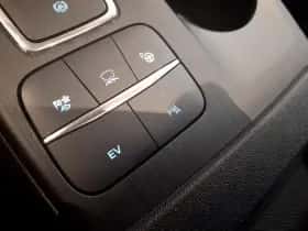 Ford Kuga thumbnail 26