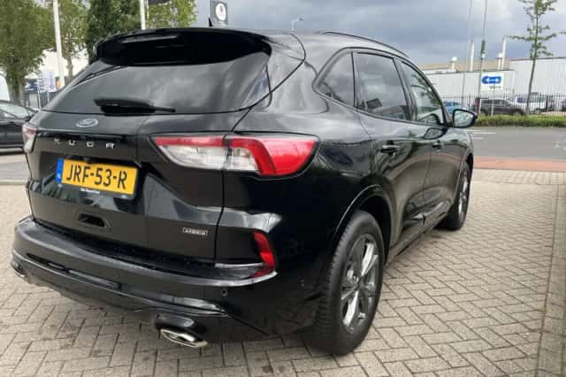 Ford Kuga (2024) thumbnail 4