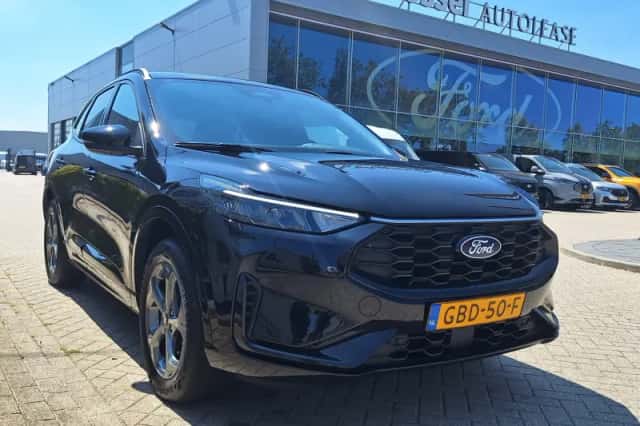 Ford Kuga (2024) thumbnail 3