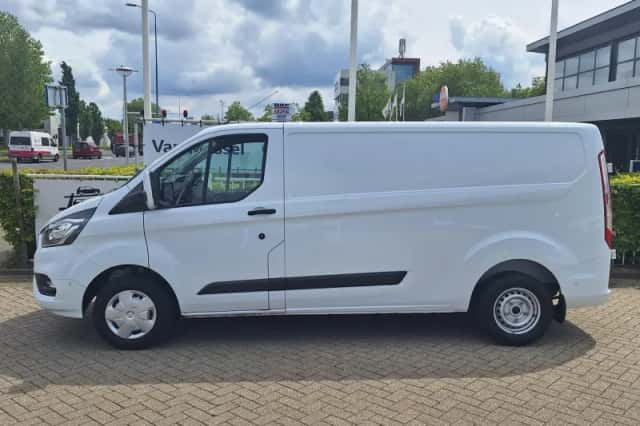Ford Transit Custom (2023) thumbnail 4