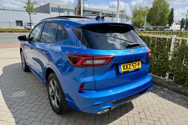 Ford Kuga (2026) thumbnail 3