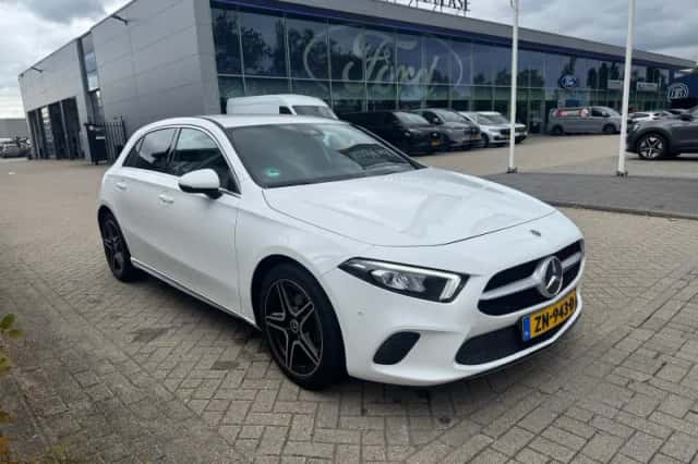 Mercedes-Benz A-Klasse (2019) thumbnail 2