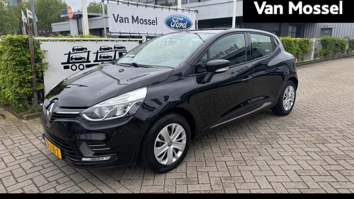 Renault Clio — foto 1