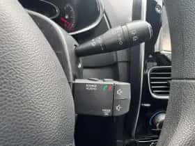 Renault Clio thumbnail 16