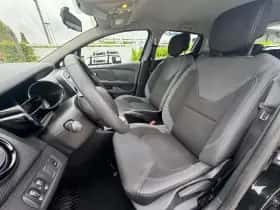 Renault Clio thumbnail 19