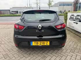 Renault Clio thumbnail 6