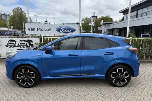 Ford Puma (2023) thumbnail 2