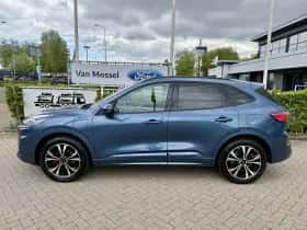 Ford Kuga (2022) thumbnail 2