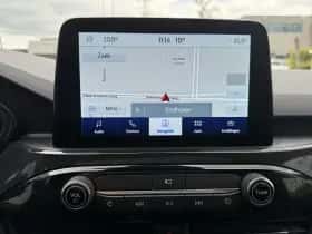 Ford Kuga (2022) thumbnail 29