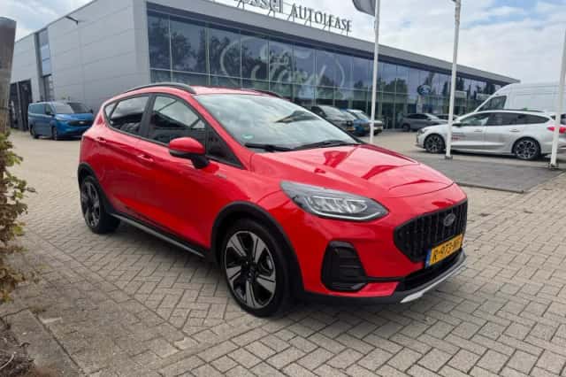 Ford Fiesta (2022) thumbnail 2