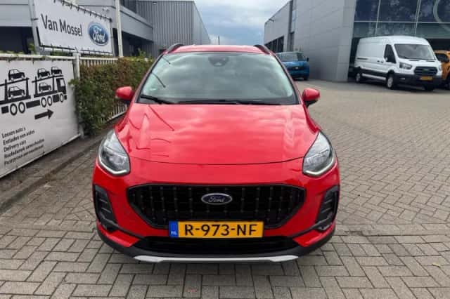 Ford Fiesta (2022) thumbnail 3
