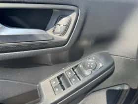 Ford Kuga thumbnail 36