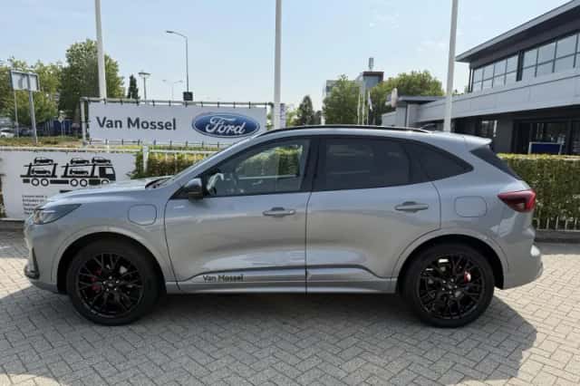 Ford Kuga (2025) thumbnail 2