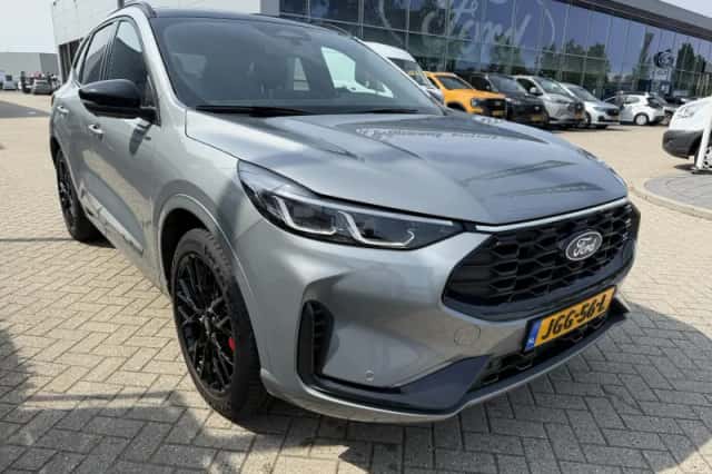 Ford Kuga (2025) thumbnail 6