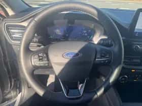 Ford Kuga thumbnail 16