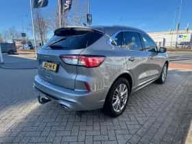 Ford Kuga thumbnail 3