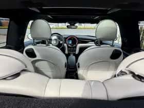 MINI Cooper thumbnail 11