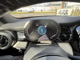 MINI Cooper thumbnail 18
