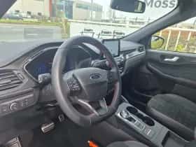 Ford Kuga thumbnail 32