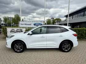 Ford Kuga (2021) thumbnail 2