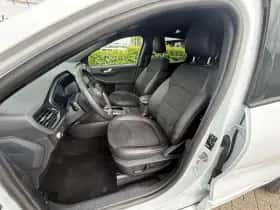 Ford Kuga (2021) thumbnail 15