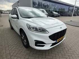 Ford Kuga (2021) thumbnail 6
