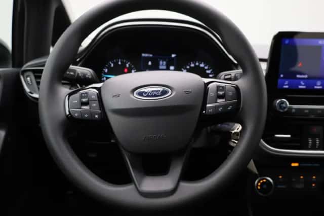 Ford Fiesta (2022) thumbnail 6