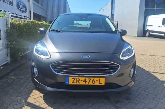 Ford Fiesta (2018) thumbnail 2