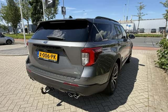 Ford Explorer (2024) thumbnail 6
