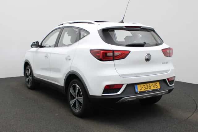 MG ZS EV (2020) thumbnail 2