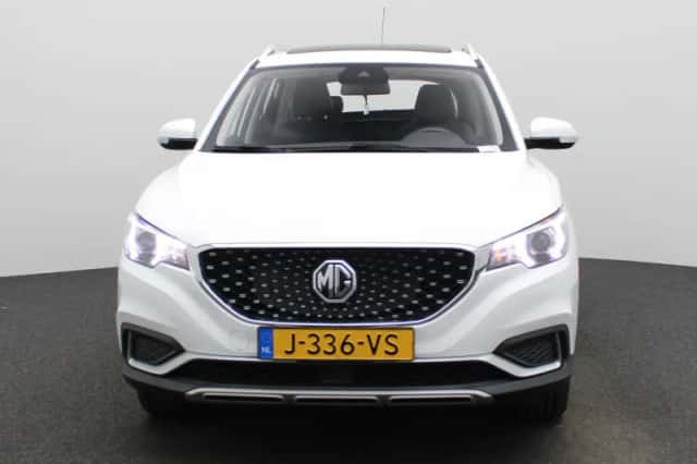 MG ZS EV (2020) thumbnail 3
