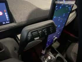 Ford Mustang Mach-E thumbnail 21