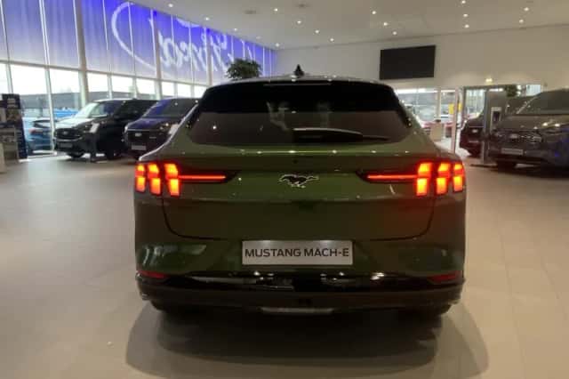 Ford Mustang Mach-E (2026) thumbnail 6