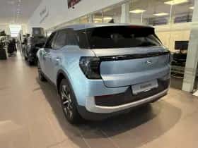 Ford Explorer thumbnail 4