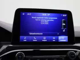 Ford Kuga (2023) thumbnail 27