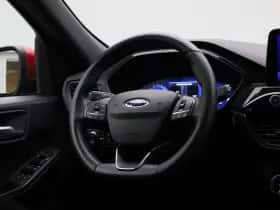 Ford Kuga (2023) thumbnail 38