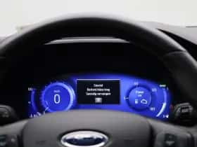 Ford Kuga (2023) thumbnail 8