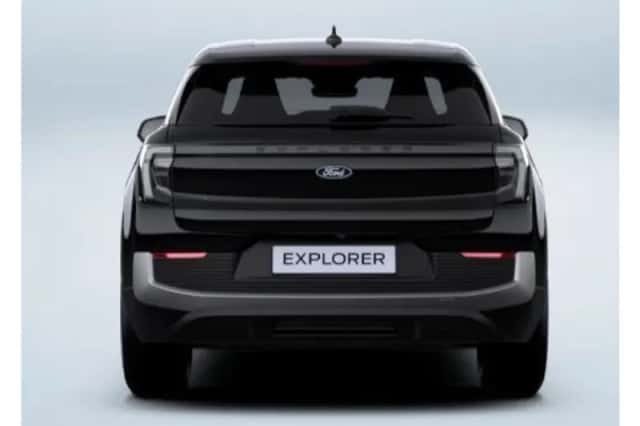 Ford Explorer (2026) thumbnail 4